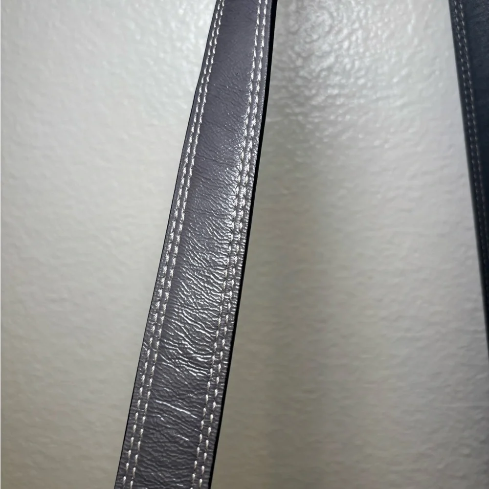 Elegant coach Gray Shoulder crossbody  Bag - Picture 10 of 10